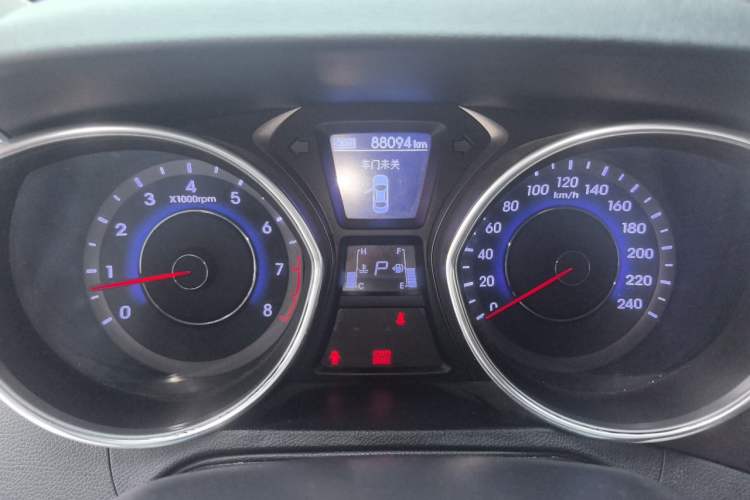 Used Hyundai Elantra (5th Generation / Langdong) 2013 1.6L Automatic Leading Model Instrument Cluster