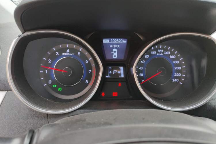 Used Hyundai Elantra (5th Generation / Langdong) 2013 1.6L Automatic Leading Model Instrument Cluster