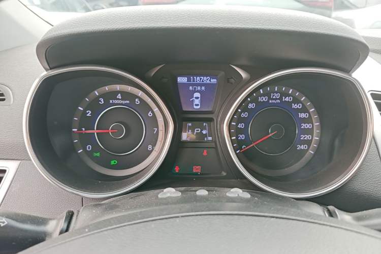 Used Hyundai Elantra (5th Generation / Langdong) 2013 1.6L Automatic Luxury Model Instrument Cluster