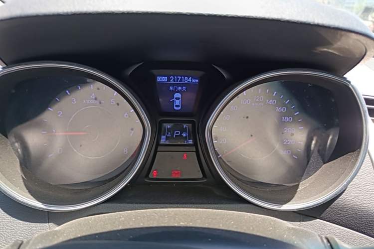 Used Hyundai Elantra (5th Generation / Langdong) 2013 1.6L Automatic Luxury Model Instrument Cluster