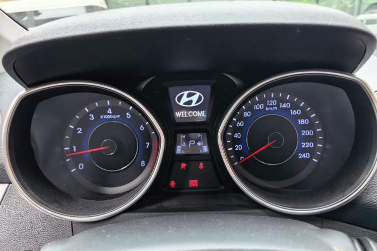 Used Hyundai Elantra (5th Generation / Langdong) 2013 1.6L Automatic Leading Model Instrument Cluster