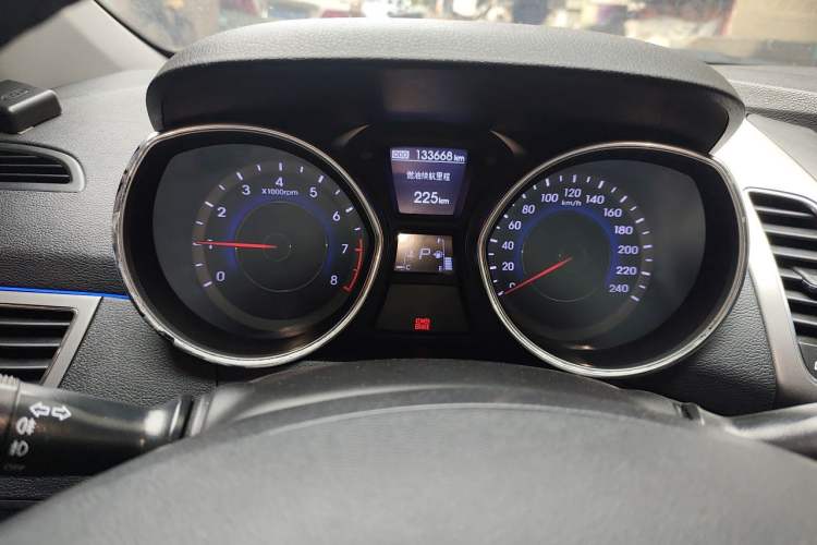 Used Hyundai Elantra (5th Generation / Langdong) 2013 1.6L Automatic Leading Model Instrument Cluster