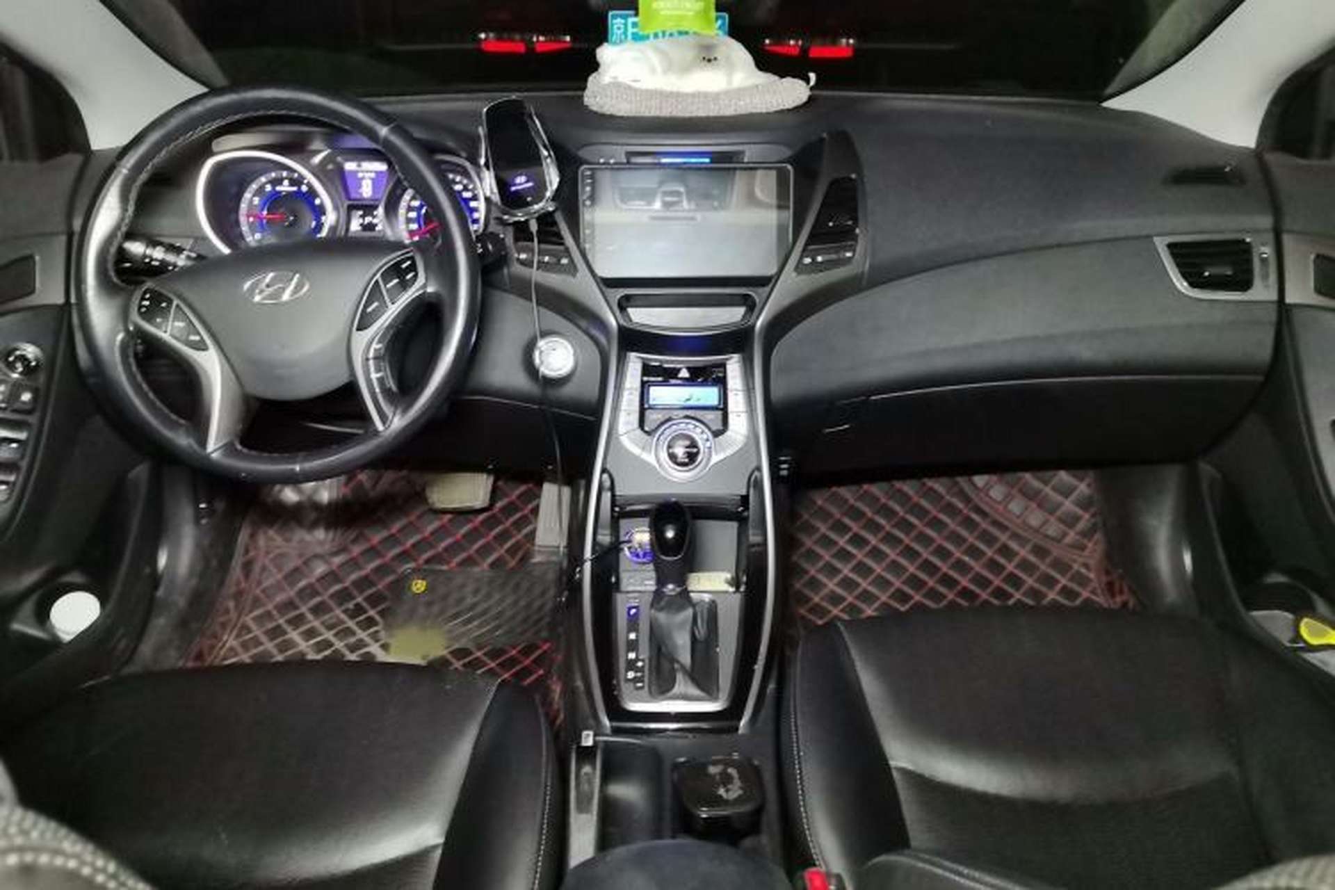 Used Hyundai Elantra (5th Generation / Langdong) 2013 1.6L Automatic Luxury Model Interior 2