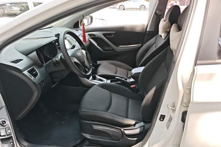 Used Hyundai Elantra (5th Generation / Langdong) 2013 1.6L Automatic Leading Model Left Front Seat
