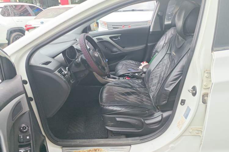 Used Hyundai Elantra (5th Generation / Langdong) 2013 1.6L Automatic Luxury Model Left Front Seat