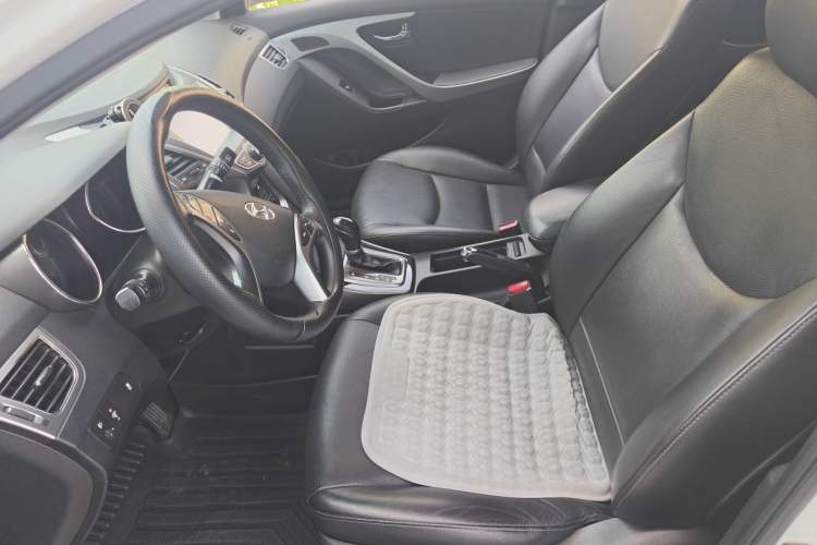 Used Hyundai Elantra (5th Generation / Langdong) 2013 1.6L Automatic Luxury Model Left Front Seat