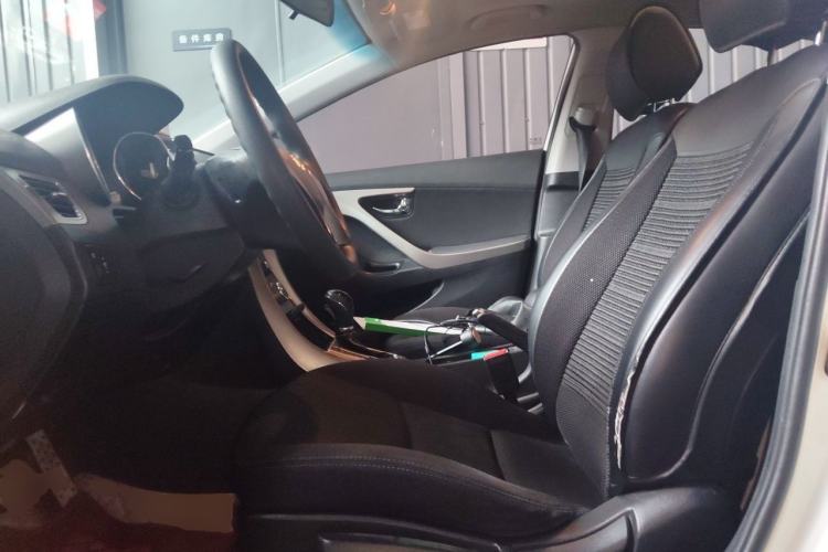 Used Hyundai Elantra (5th Generation / Langdong) 2013 1.6L Automatic Leading Model Left Front Seat