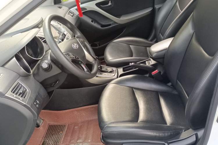 Used Hyundai Elantra (5th Generation / Langdong) 2013 1.6L Automatic Leading Model Left Front Seat