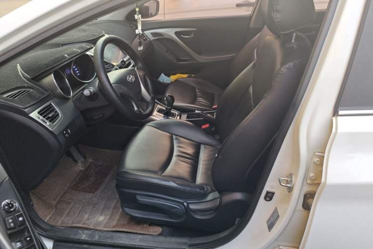 Used Hyundai Elantra (5th Generation / Langdong) 2013 1.6L Automatic Leading Model Left Front Seat