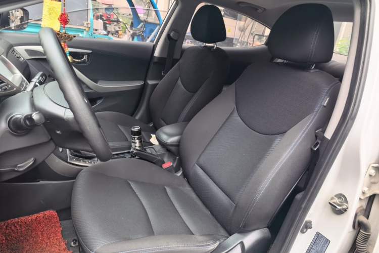 Used Hyundai Elantra (5th Generation / Langdong) 2013 1.6L Automatic Leading Model Left Front Seat