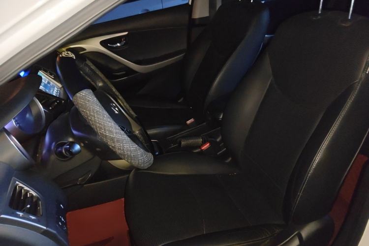 Used Hyundai Elantra (5th Generation / Langdong) 2013 1.6L Automatic Luxury Model Left Front Seat