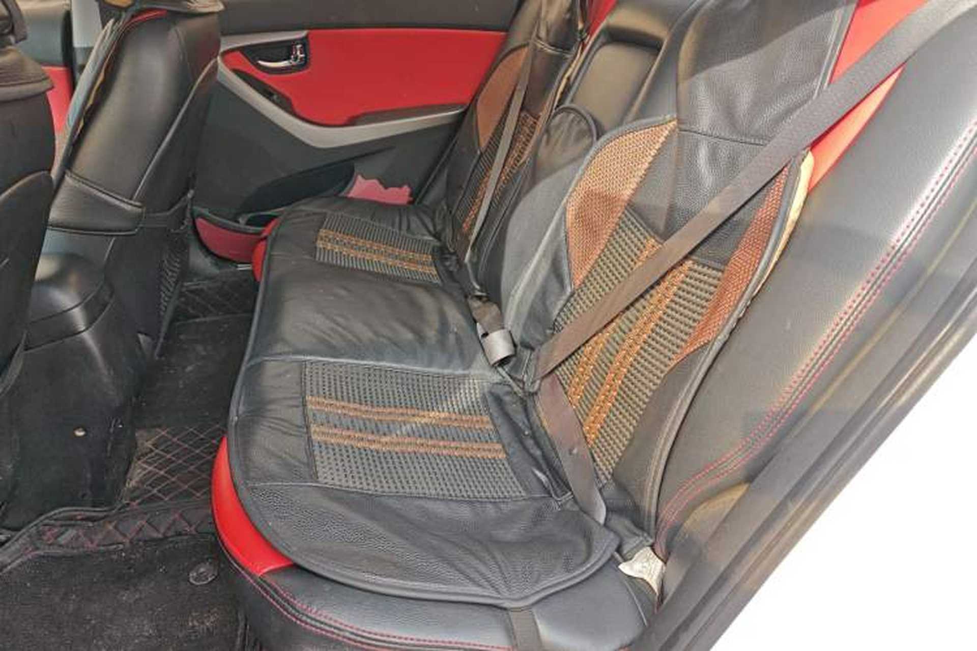 Used Hyundai Elantra (5th Generation / Langdong) 2013 1.6L Automatic Leading Model Left Rear Seat