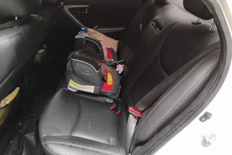 Used Hyundai Elantra (5th Generation / Langdong) 2013 1.6L Automatic Luxury Model Left Rear Seat