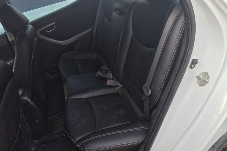 Used Hyundai Elantra (5th Generation / Langdong) 2013 1.6L Automatic Leading Model Left Rear Seat