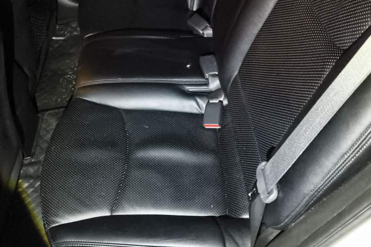 Used Hyundai Elantra (5th Generation / Langdong) 2013 1.6L Automatic Leading Model Left Rear Seat