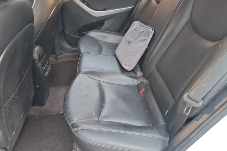 Used Hyundai Elantra (5th Generation / Langdong) 2013 1.6L Automatic Luxury Model Left Rear Seat