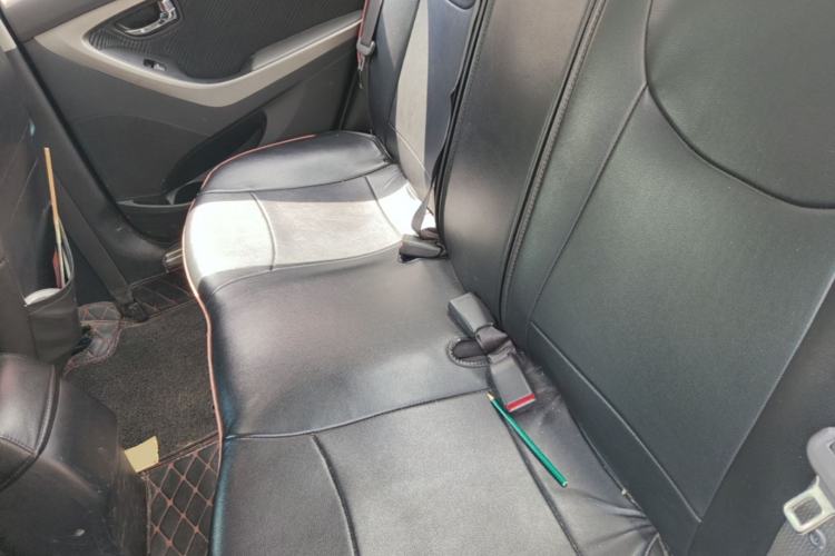 Used Hyundai Elantra (5th Generation / Langdong) 2013 1.6L Automatic Leading Model Left Rear Seat