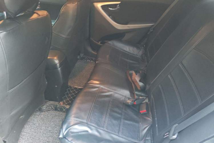 Used Hyundai Elantra (5th Generation / Langdong) 2013 1.6L Automatic Leading Model Left Rear Seat