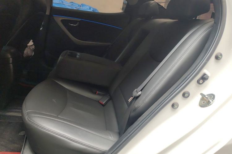 Used Hyundai Elantra (5th Generation / Langdong) 2013 1.6L Automatic Leading Model Left Rear Seat