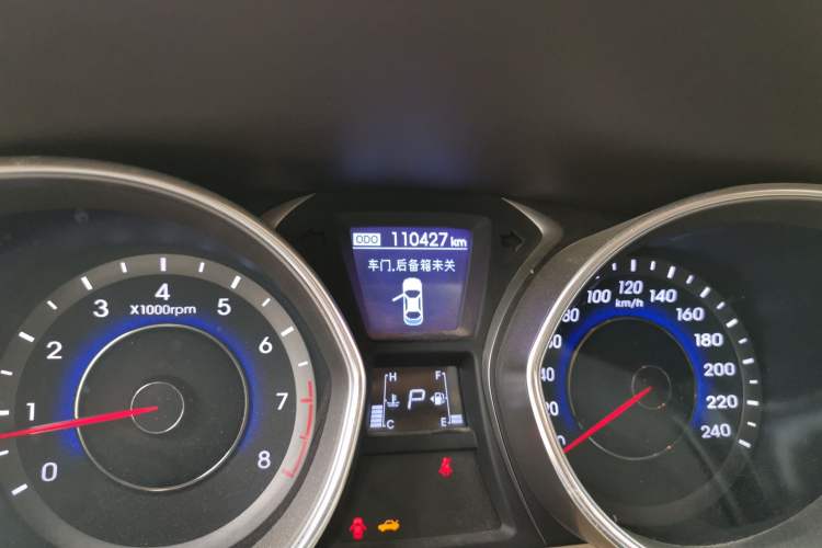 Used Hyundai Elantra (5th Generation / Langdong) 2013 1.6L Automatic Luxury Model Odometer Close Up