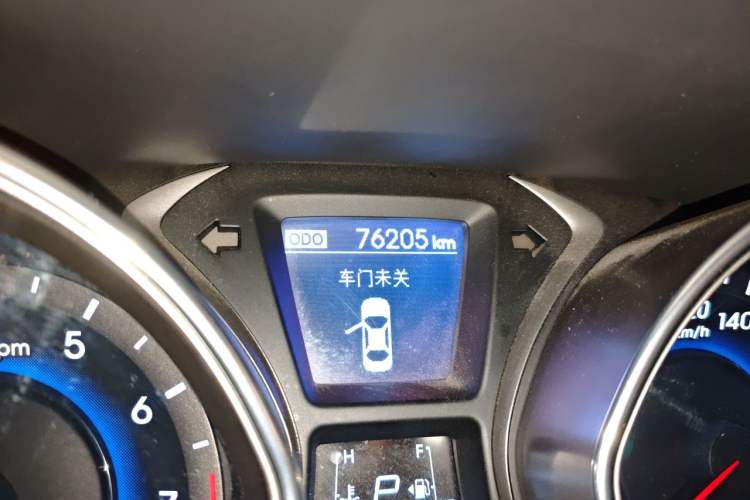 Used Hyundai Elantra (5th Generation / Langdong) 2013 1.6L Automatic Leading Model Odometer Close Up
