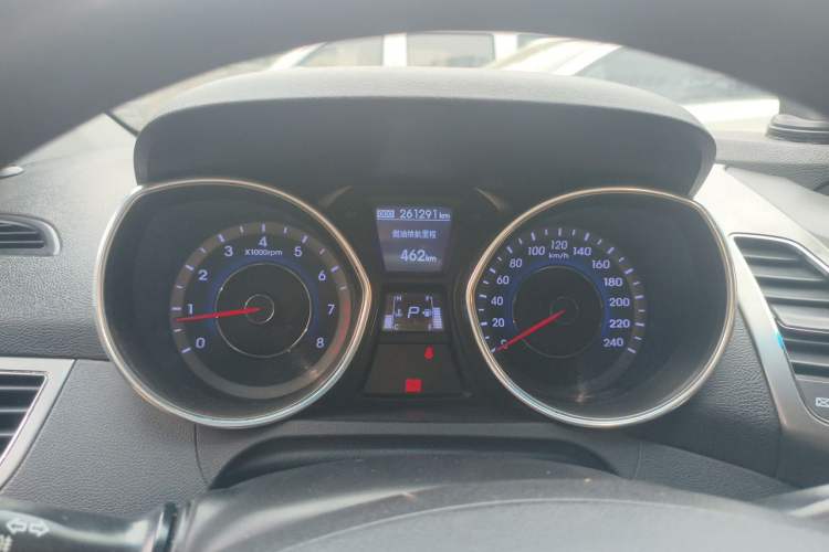Used Hyundai Elantra (5th Generation / Langdong) 2013 1.6L Automatic Leading Model Odometer Close Up