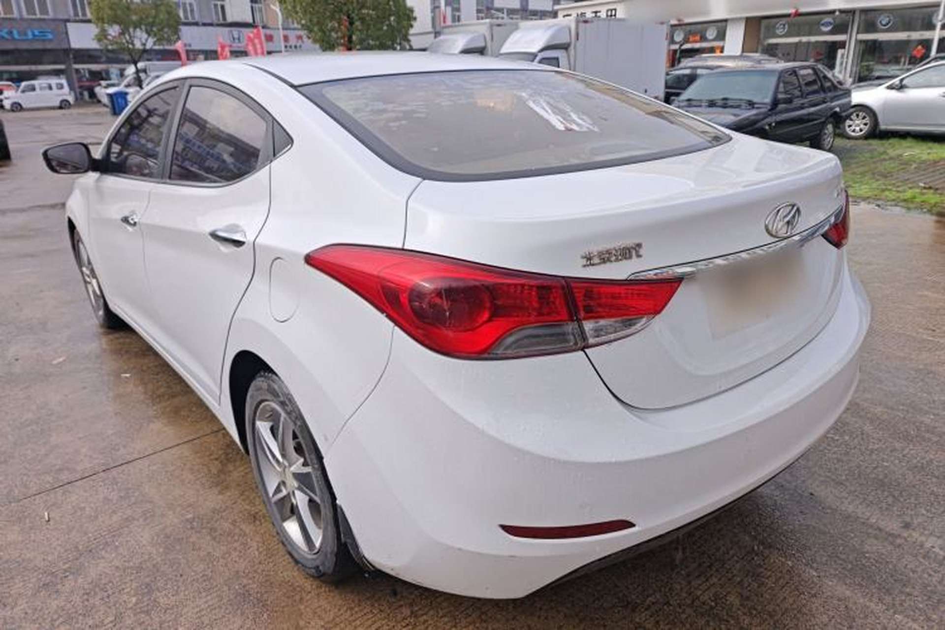Used Hyundai Elantra (5th Generation / Langdong) 2013 1.6L Automatic Leading Model Rear Left 45 Deg
