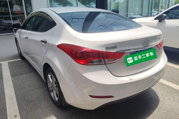 Used Hyundai Elantra (5th Generation / Langdong) 2013 1.6L Automatic Leading Model Rear Left 45 Deg