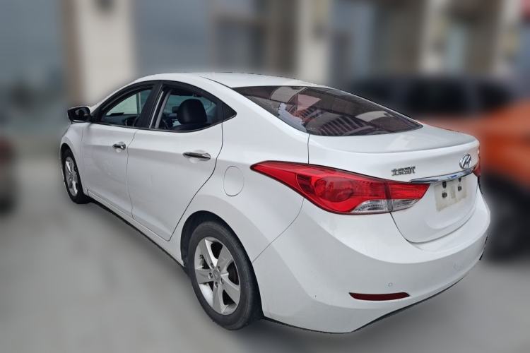 Used Hyundai Elantra (5th Generation / Langdong) 2013 1.6L Automatic Luxury Model Rear Left 45 Deg