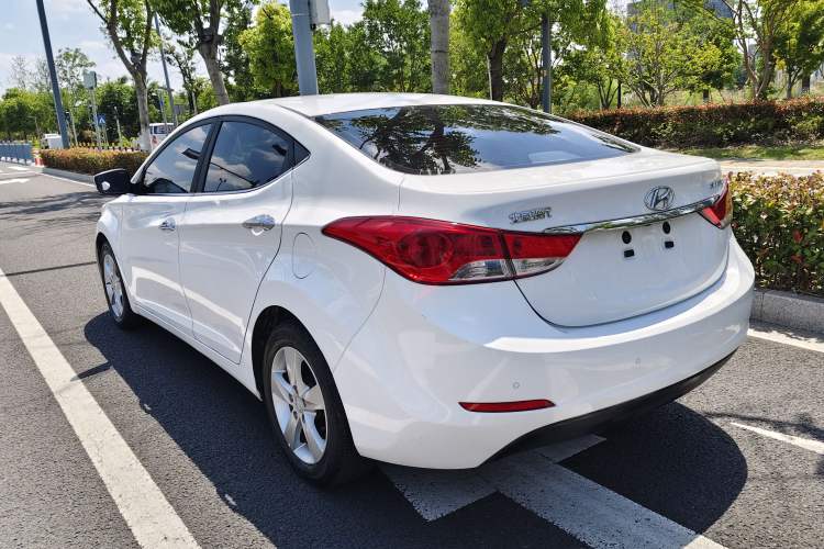 Used Hyundai Elantra (5th Generation / Langdong) 2013 1.6L Automatic Leading Model Rear Left 45 Deg