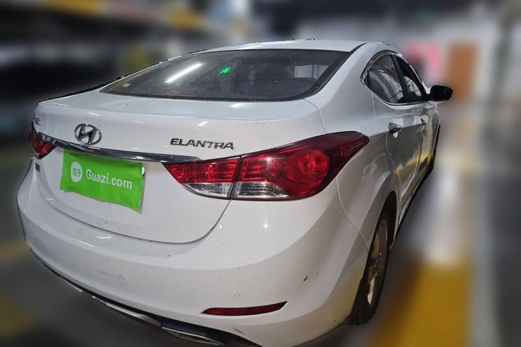 Used Hyundai Elantra (5th Generation / Langdong) 2013 1.6L Automatic Leading Model Rear Right 45 Deg