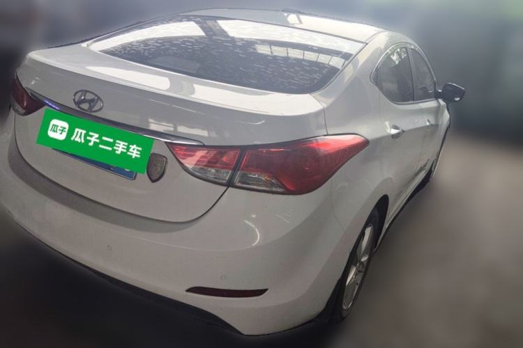Used Hyundai Elantra (5th Generation / Langdong) 2013 1.6L Automatic Leading Model Rear Right 45 Deg