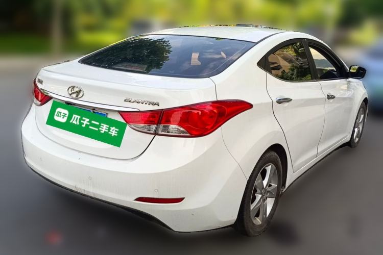 Used Hyundai Elantra (5th Generation / Langdong) 2013 1.6L Automatic Leading Model Rear Right 45 Deg