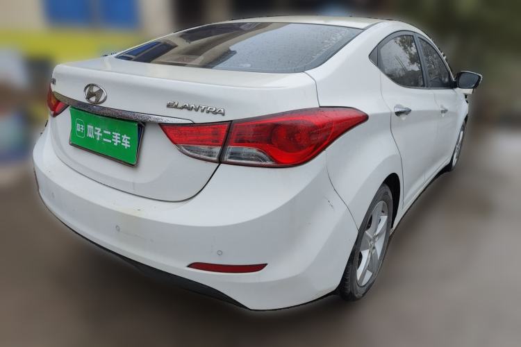 Used Hyundai Elantra (5th Generation / Langdong) 2013 1.6L Automatic Leading Model Rear Right 45 Deg