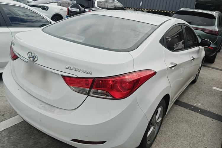 Used Hyundai Elantra (5th Generation / Langdong) 2013 1.6L Automatic Luxury Model Rear Right 45 Deg