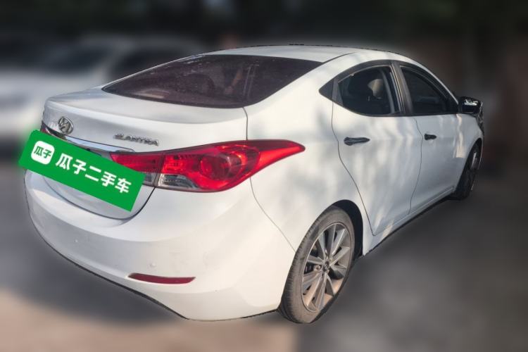 Used Hyundai Elantra (5th Generation / Langdong) 2013 1.6L Automatic Leading Model Rear Right 45 Deg