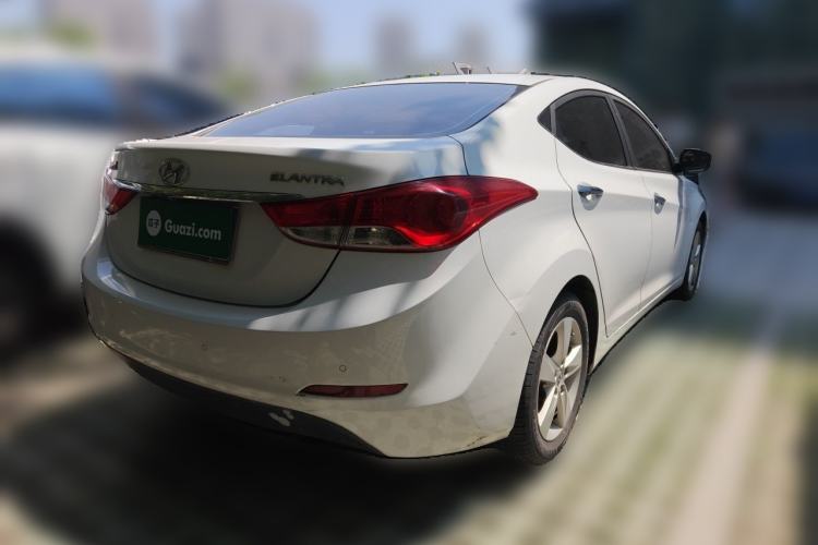 Used Hyundai Elantra (5th Generation / Langdong) 2013 1.6L Automatic Leading Model Rear Right 45 Deg