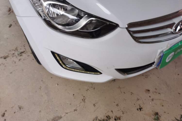 Used Hyundai Elantra (5th Generation / Langdong) 2013 1.6L Automatic Leading Model Right Front Headlight