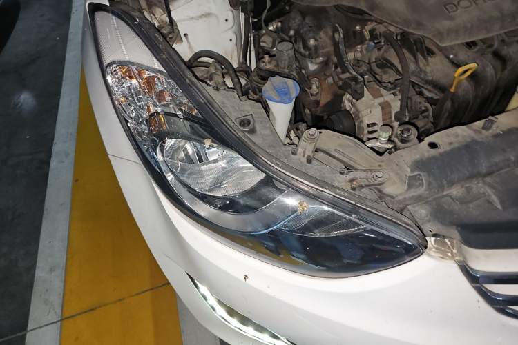 Used Hyundai Elantra (5th Generation / Langdong) 2013 1.6L Automatic Leading Model Right Front Headlight