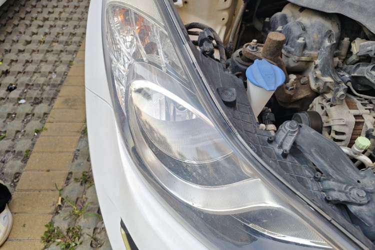 Used Hyundai Elantra (5th Generation / Langdong) 2013 1.6L Automatic Leading Model Right Front Headlight