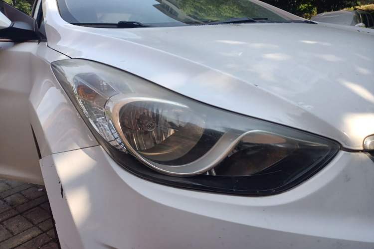 Used Hyundai Elantra (5th Generation / Langdong) 2013 1.6L Automatic Luxury Model Right Front Headlight