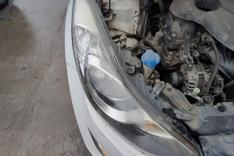 Used Hyundai Elantra (5th Generation / Langdong) 2013 1.6L Automatic Leading Model Right Front Headlight