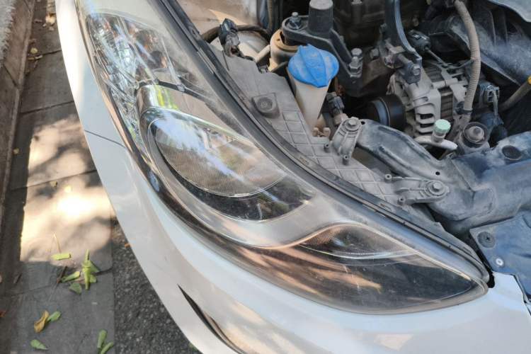 Used Hyundai Elantra (5th Generation / Langdong) 2013 1.6L Automatic Leading Model Right Front Headlight
