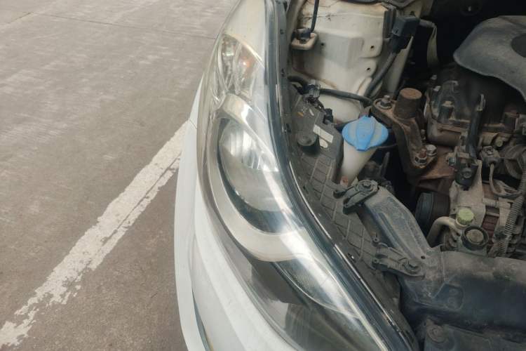 Used Hyundai Elantra (5th Generation / Langdong) 2013 1.6L Automatic Luxury Model Right Front Headlight
