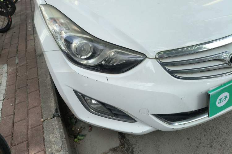 Used Hyundai Elantra (5th Generation / Langdong) 2013 1.6L Automatic Leading Model Right Front Headlight