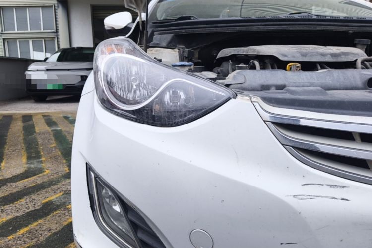 Used Hyundai Elantra (5th Generation / Langdong) 2013 1.6L Automatic Luxury Model Right Front Headlight