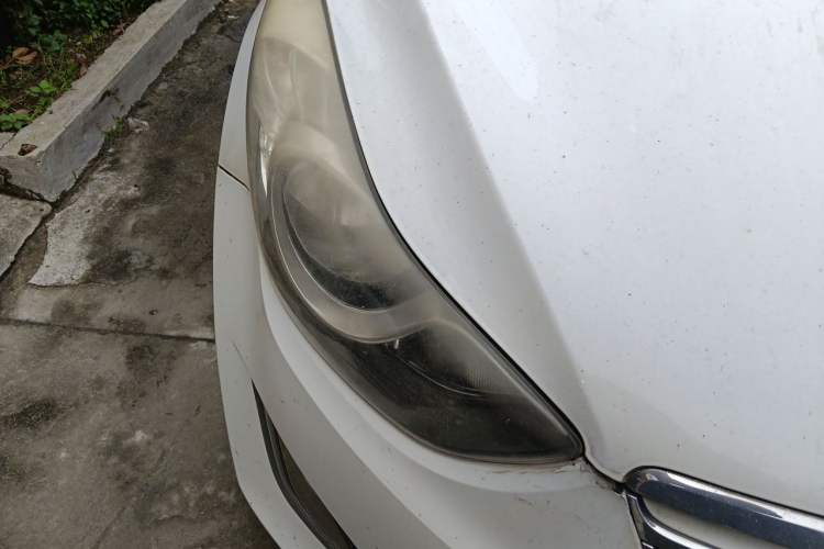 Used Hyundai Elantra (5th Generation / Langdong) 2013 1.6L Automatic Leading Model Right Front Headlight