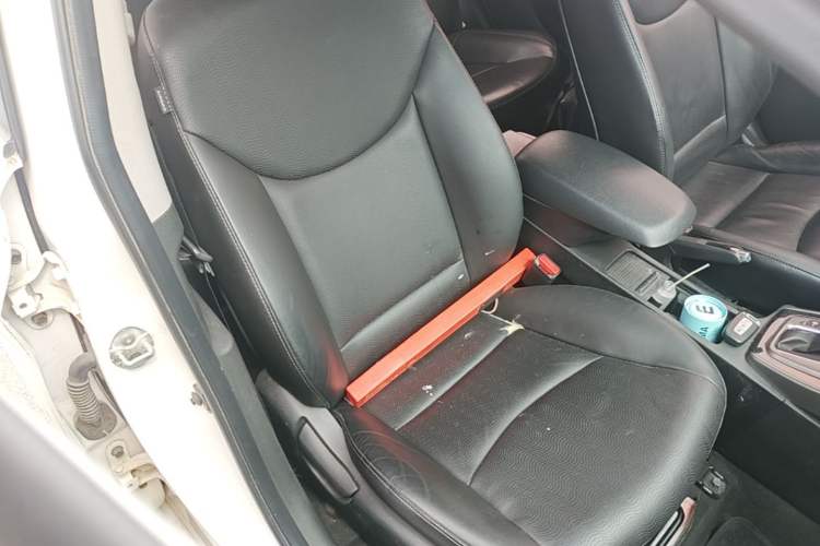 Used Hyundai Elantra (5th Generation / Langdong) 2013 1.6L Automatic Luxury Model Right Front Seat