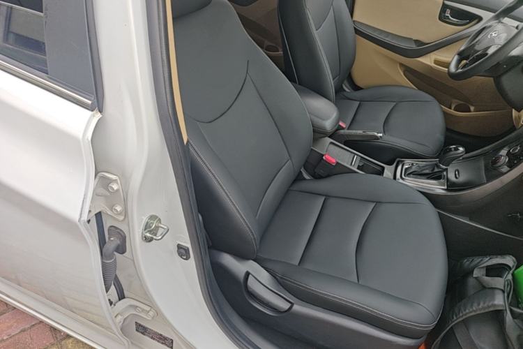 Used Hyundai Elantra (5th Generation / Langdong) 2013 1.6L Automatic Leading Model Right Front Seat