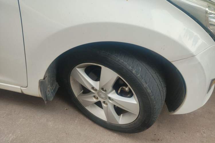 Used Hyundai Elantra (5th Generation / Langdong) 2013 1.6L Automatic Luxury Model Right Front Wheel Hub